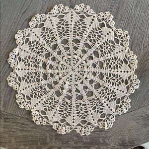 Hand Crochet Doily, intricate design. Excellent Condition.